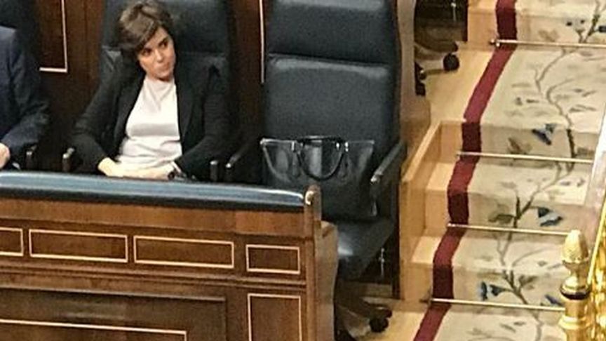 Soraya_Saenz_de_Santamaria-PP_Partido_Popular-Bolsos-Mariano_Rajoy_Brey-Famosos_311730342_80121013_864x486